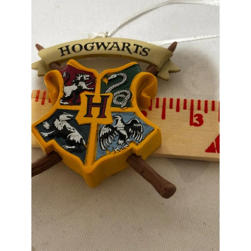 Harry Potter Hogwarts‎ Crest Ornament Emblem House Crest Christmas Wizard Spell